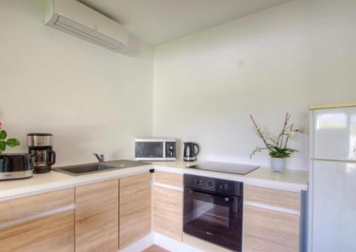 Appartement Tranquille En Bas De Villa Afa Eksteriør bilde